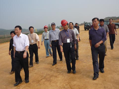 �x���£���ǰ���d�²������ڵ��R���ٹ�·��𽻽�̎�Ĺ��ؙz��